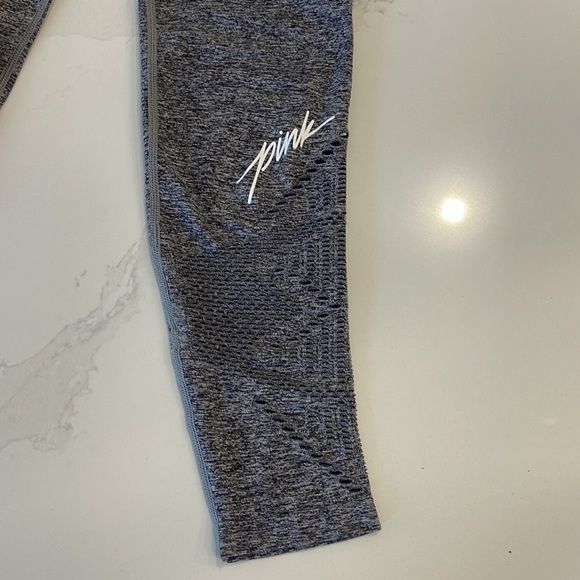 PINK Seamless Cool & Comfy Heather Grey Crop Legging - Picture 6 of 7